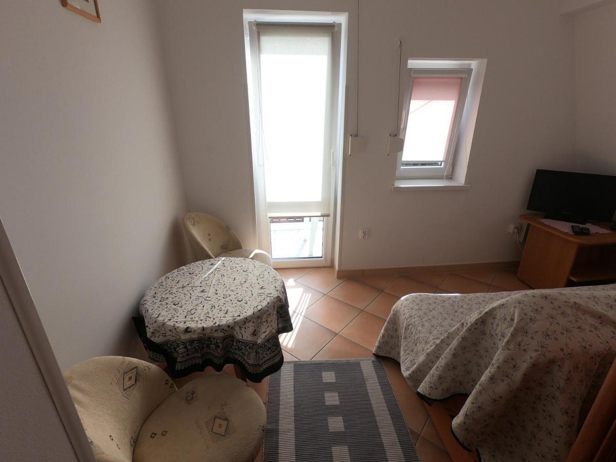 O.W. "Joasia I Maciek" Hotel Jarosławiec Buitenkant foto