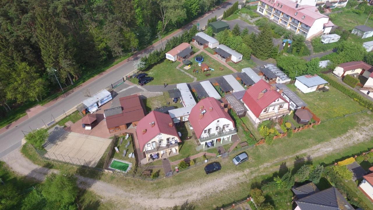 O.W. "Joasia I Maciek" Hotel Jarosławiec Buitenkant foto
