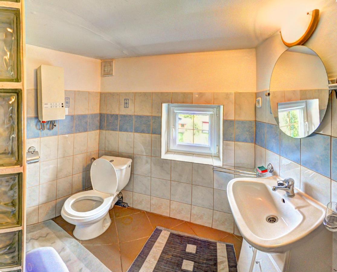 O.W. "Joasia I Maciek" Hotel Jarosławiec Buitenkant foto