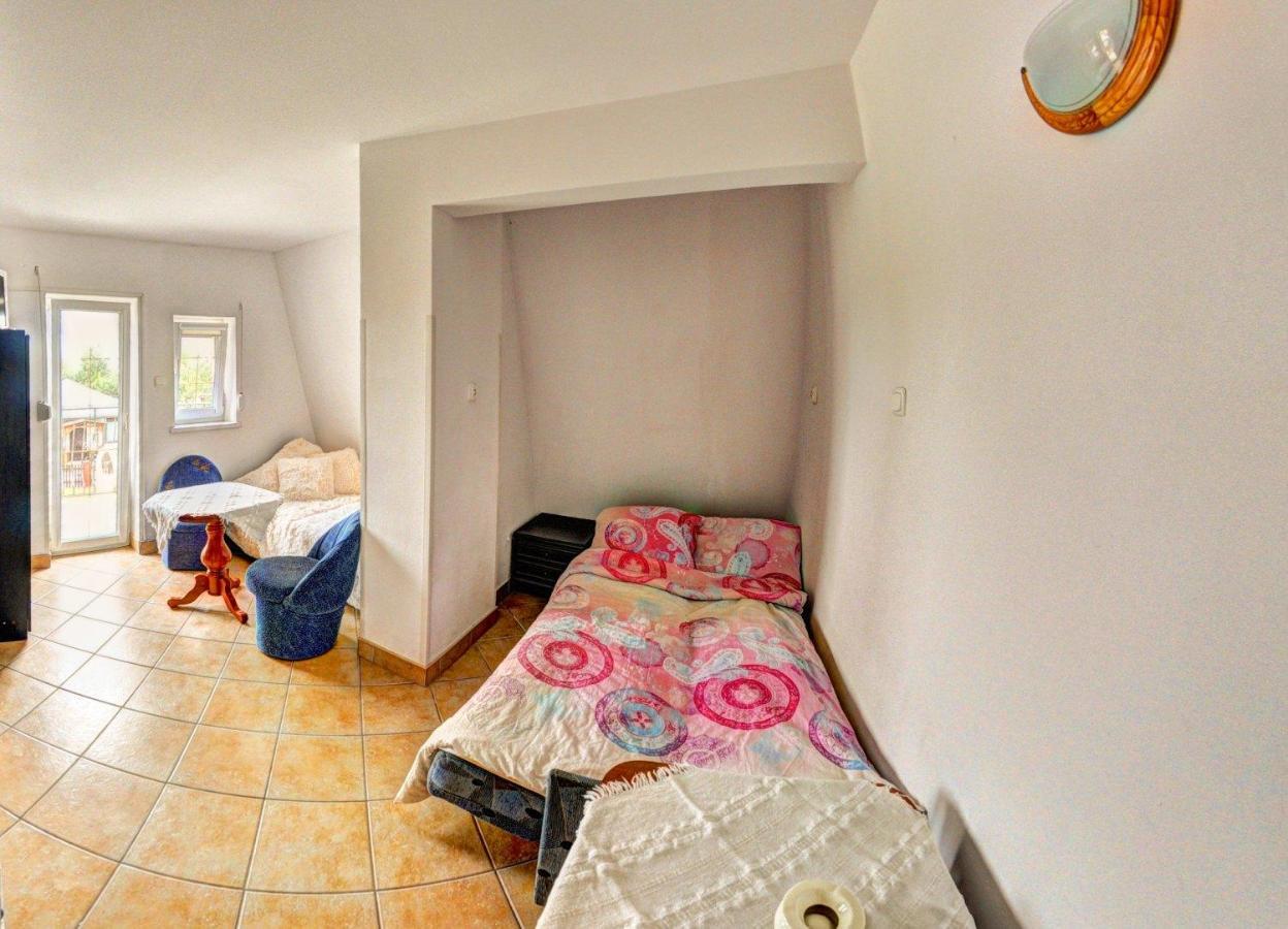 O.W. "Joasia I Maciek" Hotel Jarosławiec Buitenkant foto